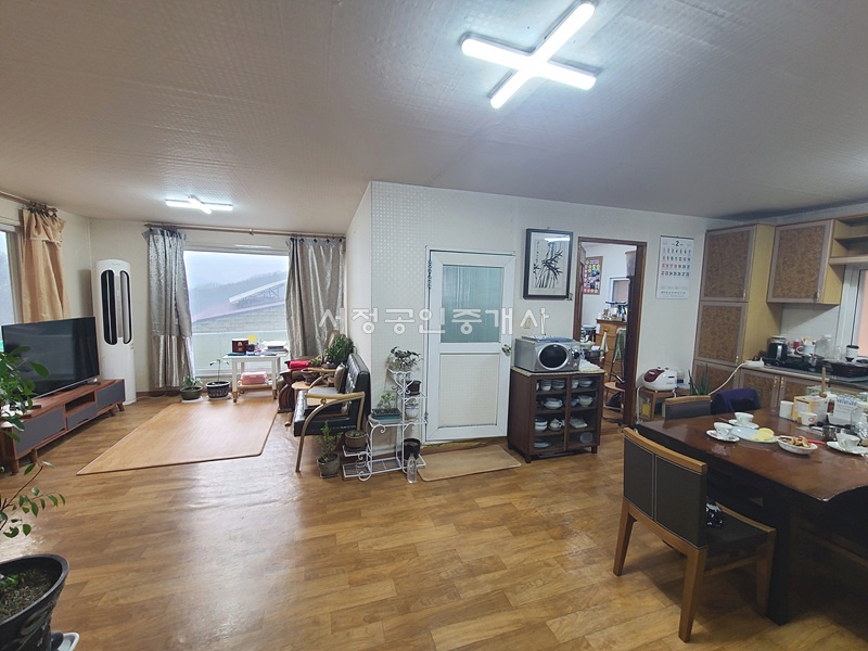 c96193dbee3565f8f368581604c28c759e115629.jpg