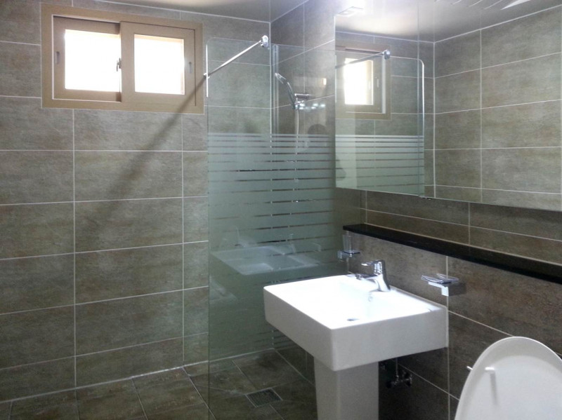 4f58872e8348540bb5fb4091753d6952061e735b.jpg