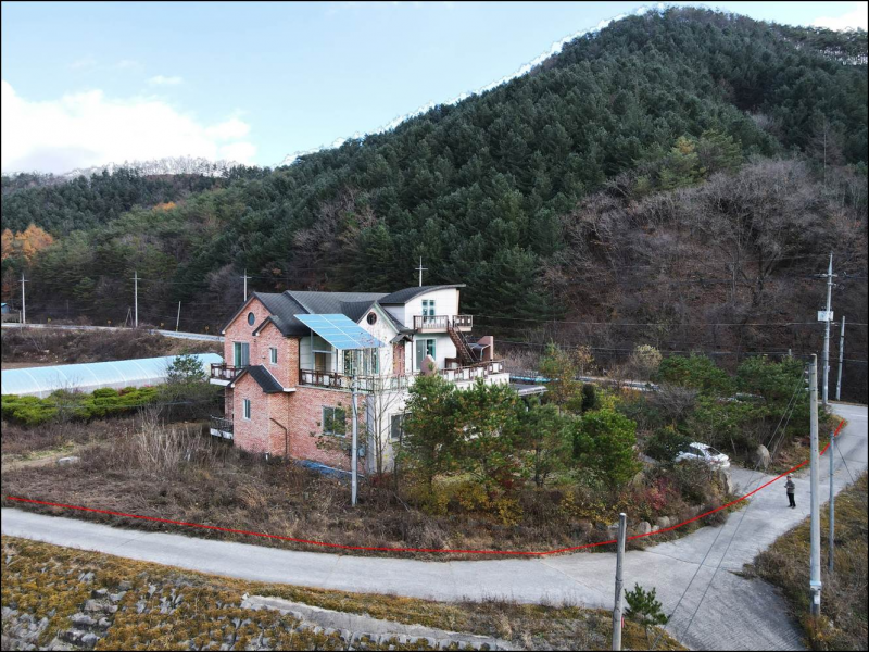 00f86f2b4cc65b9fdffbe5af35f1a66bea3a28f3.png