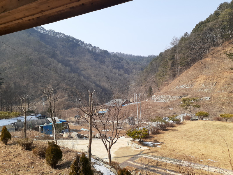 30b65a3e6904f9eb86c0b94ffd46387feca7d341.jpg